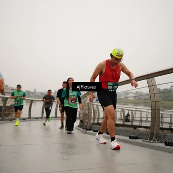Runner Photo 8544270