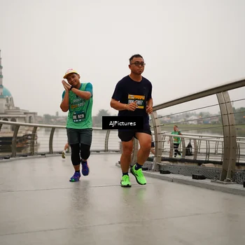 Runner Photo 8544289
