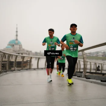 Runner Photo 8544291