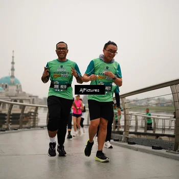 Runner Photo 8544299