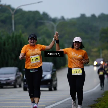 Runner Photo 8544301