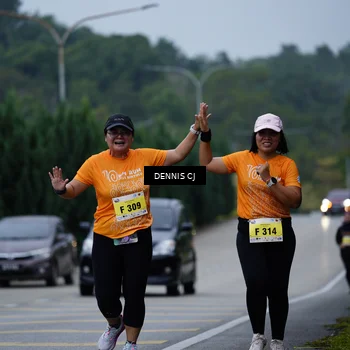 Runner Photo 8544307