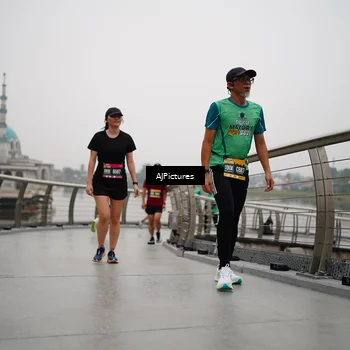 Runner Photo 8544316