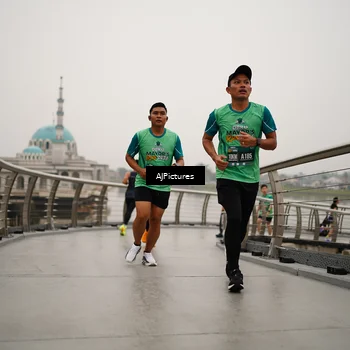Runner Photo 8544323