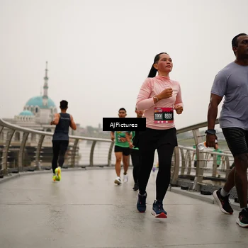 Runner Photo 8544330