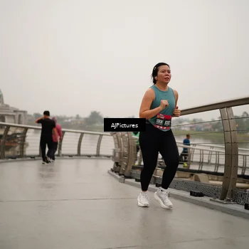 Runner Photo 8544352