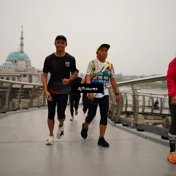 Runner Photo 8544367
