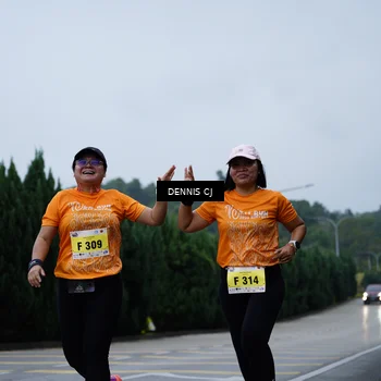 Runner Photo 8544376