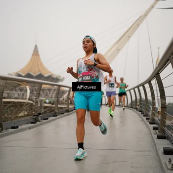 Runner Photo 8544401