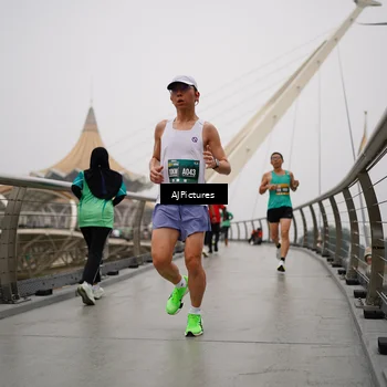 Runner Photo 8544411