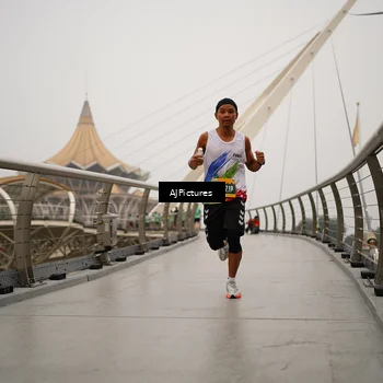 Runner Photo 8544416