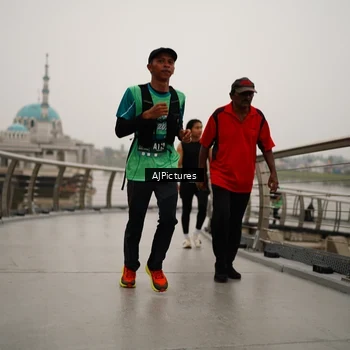 Runner Photo 8544429