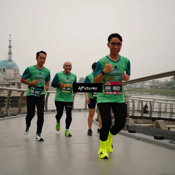 Runner Photo 8544447
