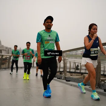 Runner Photo 8544452