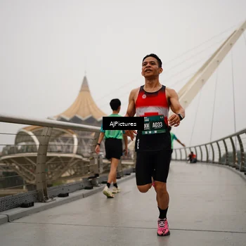 Runner Photo 8544468