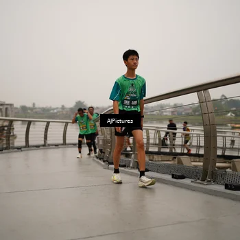 Runner Photo 8544469