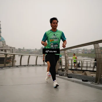 Runner Photo 8544479