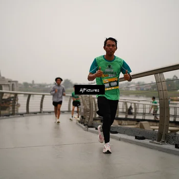 Runner Photo 8544483