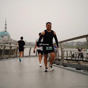 Runner Photo 8544514