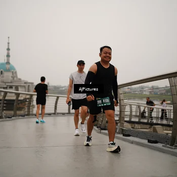 Runner Photo 8544515