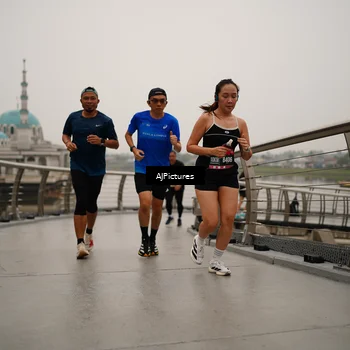 Runner Photo 8544524