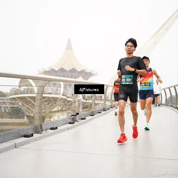 Runner Photo 8544525