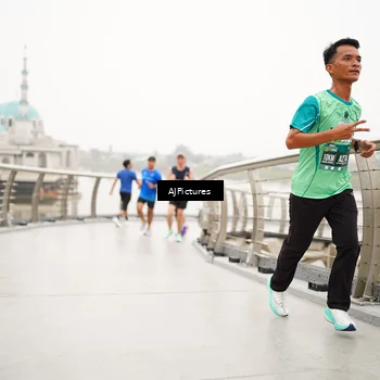 Runner Photo 8544529