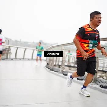 Runner Photo 8544531