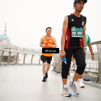 Runner Photo 8544553