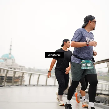 Runner Photo 8544571