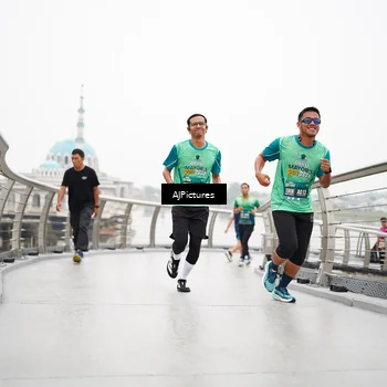 Runner Photo 8544573