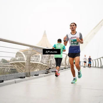 Runner Photo 8544579