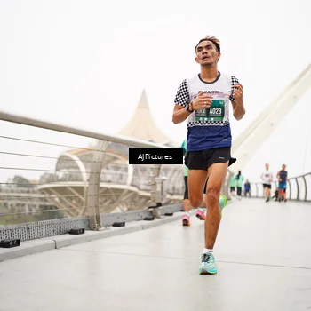 Runner Photo 8544587