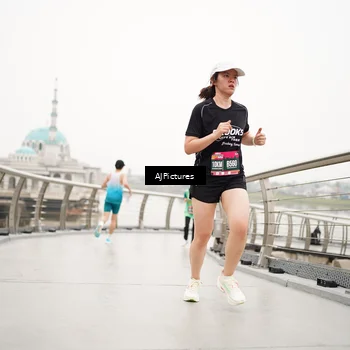 Runner Photo 8544594