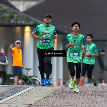 Runner Photo 8544602