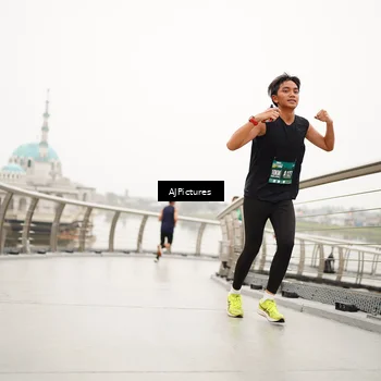 Runner Photo 8544607