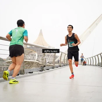 Runner Photo 8544622