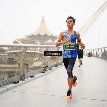 Runner Photo 8544624