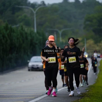 Runner Photo 8544626