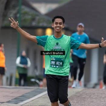 Runner Photo 8544627