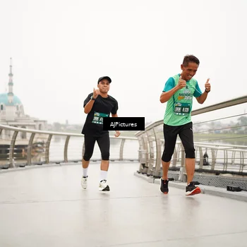 Runner Photo 8544632