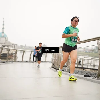 Runner Photo 8544635