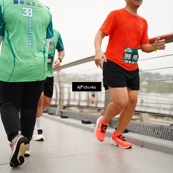 Runner Photo 8544640