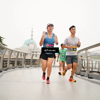 Runner Photo 8544647