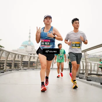 Runner Photo 8544650