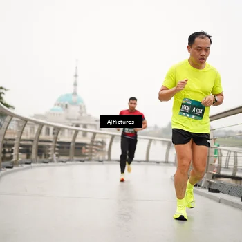 Runner Photo 8544654