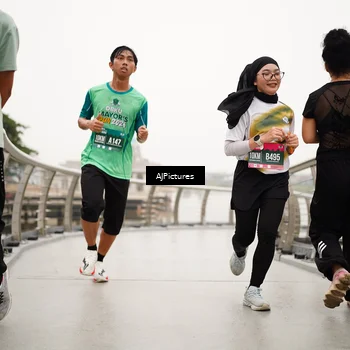 Runner Photo 8544668
