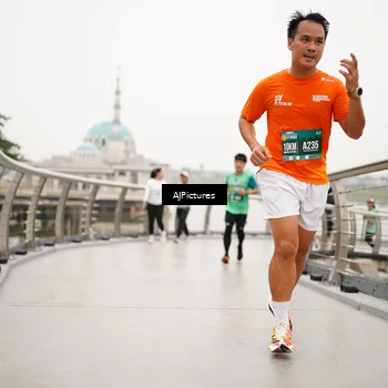 Runner Photo 8544676
