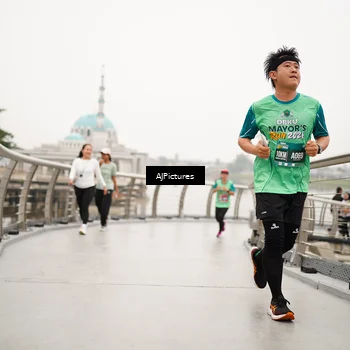 Runner Photo 8544677