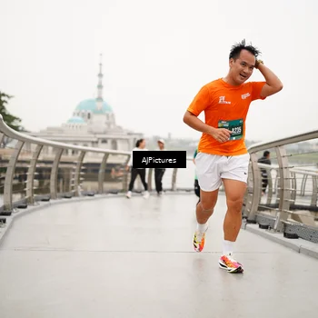 Runner Photo 8544678